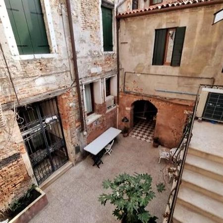 S. Giacomo Da L'Orio Venedig Exteriör bild